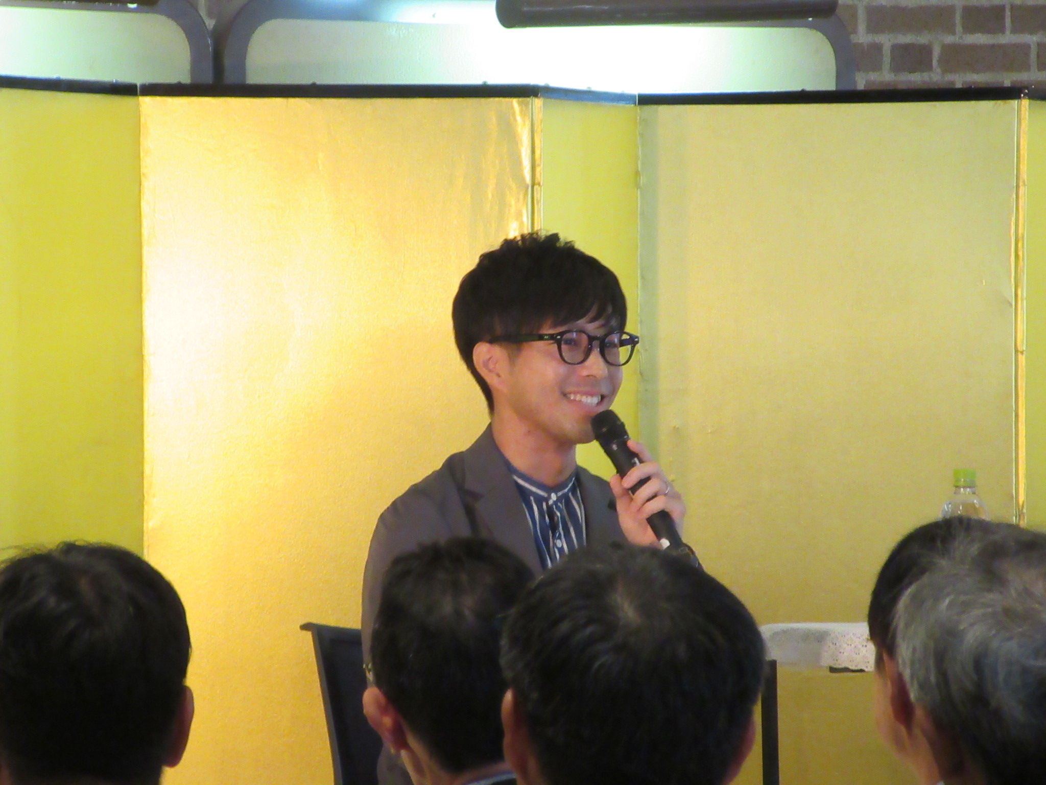 鳥山まこと氏講演会写真スマイル